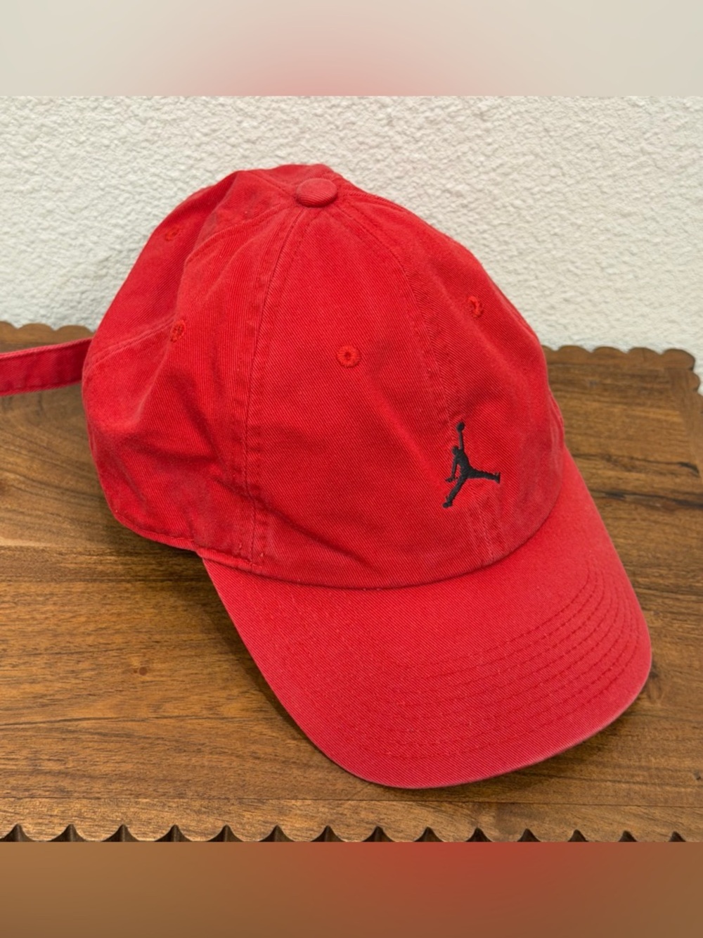 Jordan Red Low-Profile Jumpman Cap